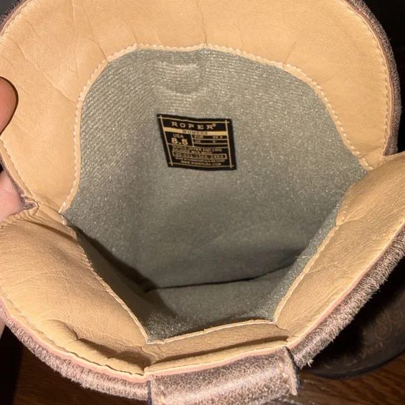 Roper Distressed Brown Embroidered Boots - Picture 6 of 7